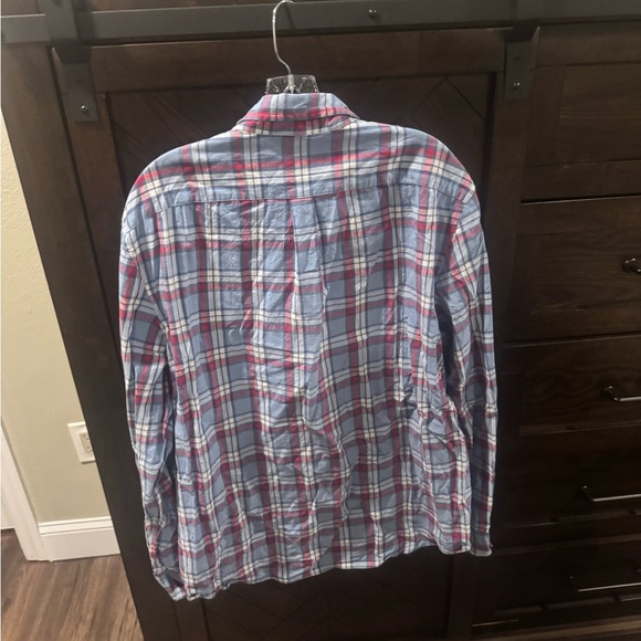 Men’s Vineyard Vines Button Down Whale Shirt sz L - Picture 3 of 3